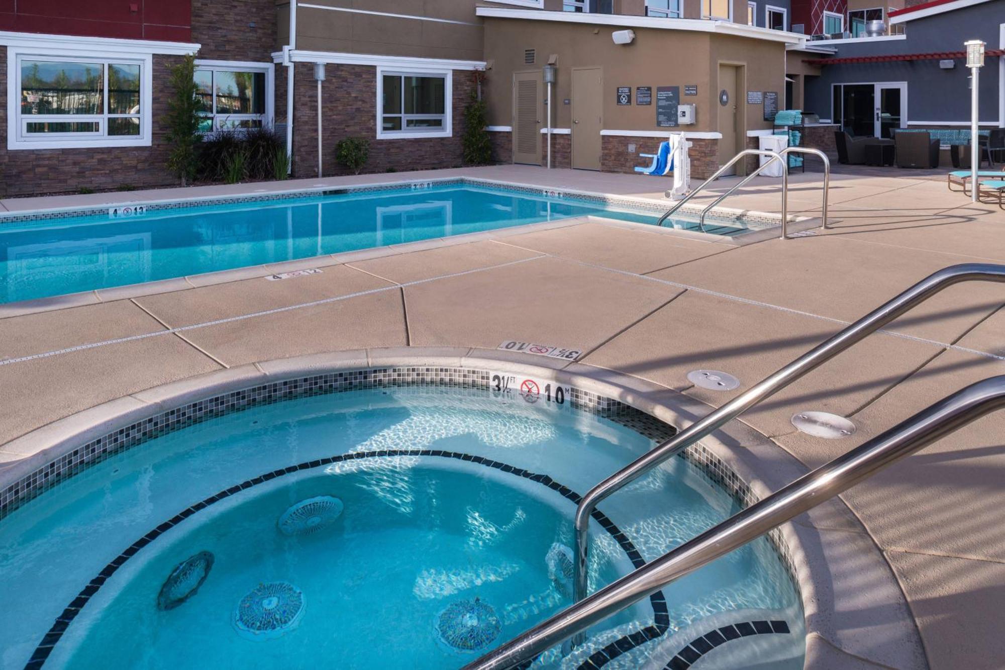 Residence Inn By Marriott Temecula Мурріета Екстер'єр фото